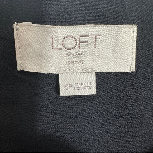 Loft Outlet size SP black cami, racerback, chiffon with full lining, layer - Picture 2 of 9